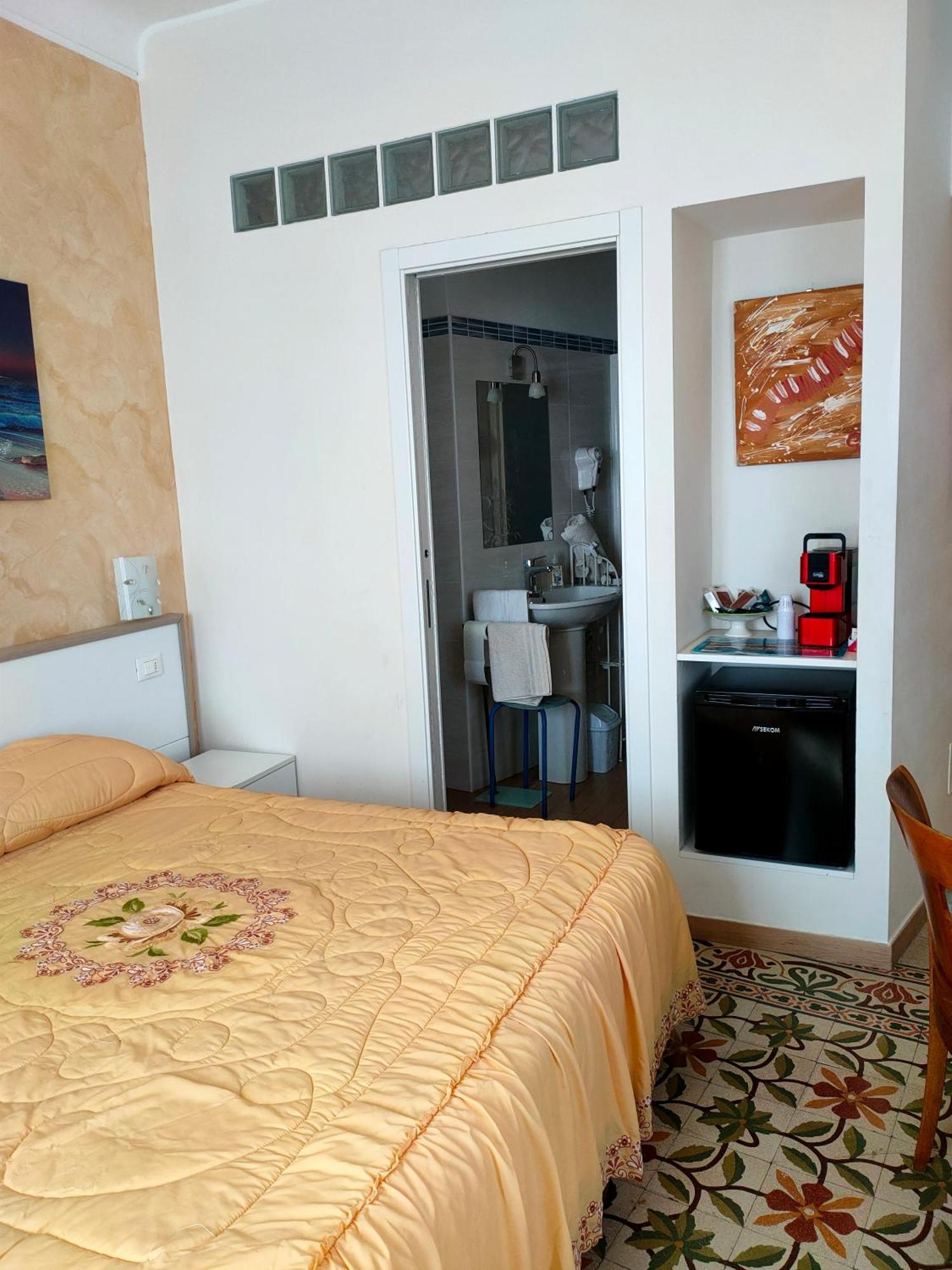 Hotel La Casa Del Sole San Remo Zewnętrze zdjęcie
